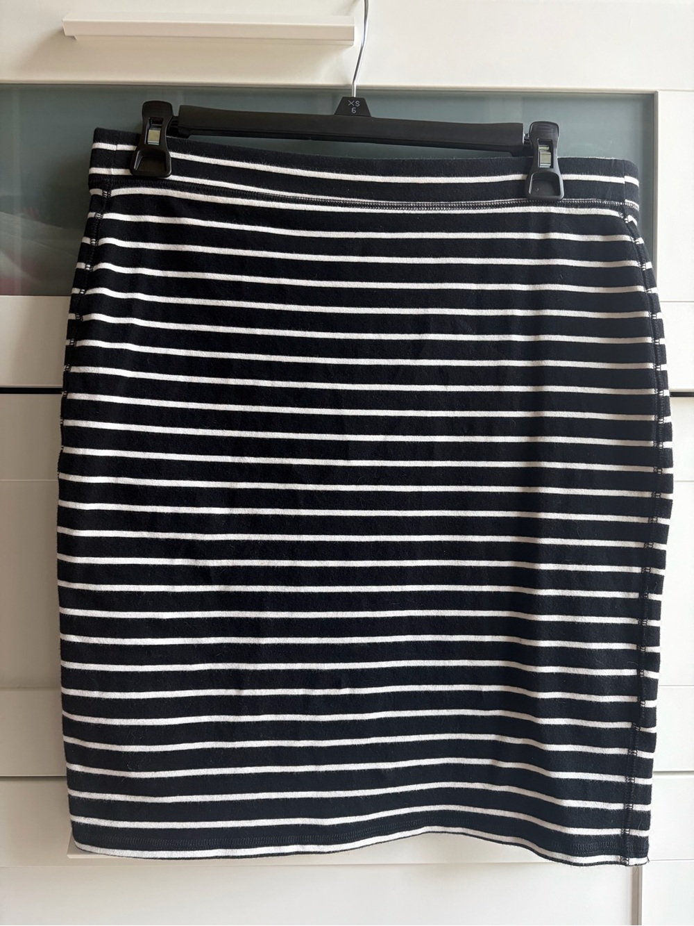 Old Navy Black and White Striped Pencil Skirt